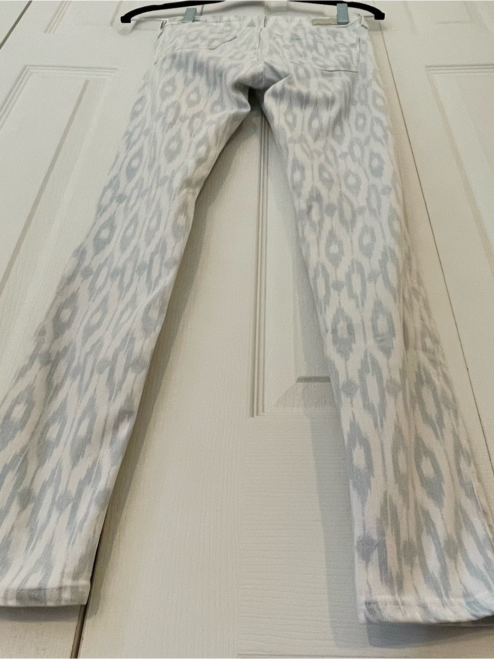 Ag White and Light Gray Print Skinny Jeans